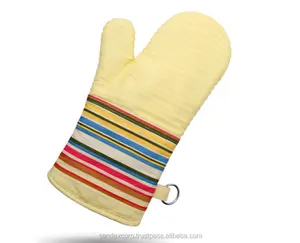 Gant de four teint en fil de couleur jaune avec un beau fabricant de mitaines de four à rayures multicolores en Inde - Product Image 1