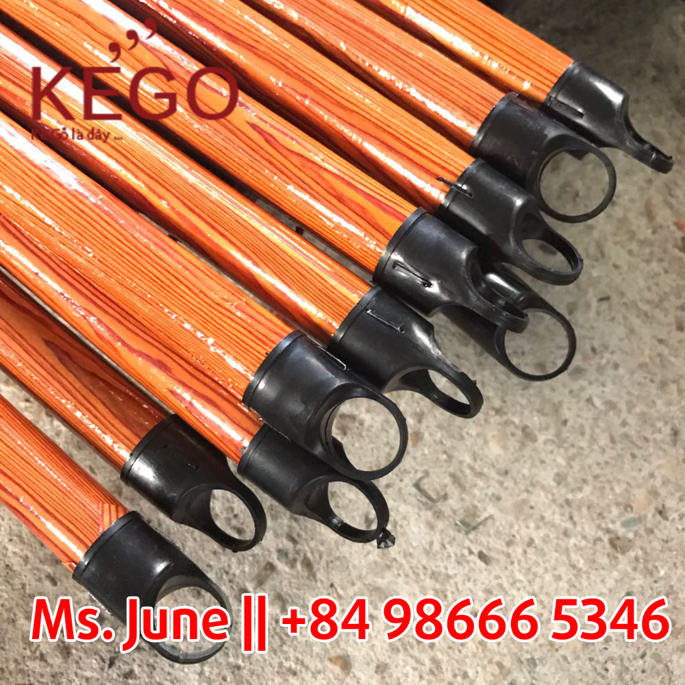 PVC-Coated Wooden Stick with Plastic Hook for Broom Handle