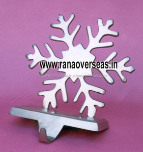 ที่แขวนถุงเท้าลายเกล็ดหิมะสำหรับตกแต่งงานปาร์ตี้คริสต์มาสที่บ้าน ตกแต่งชั้นวางของในเทศกาล และของตกแต่งวันหยุด - Product Image 3