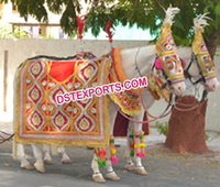 Kostum Kuda Ghodi Pernikahan India dengan Bahan Beludru Desain Tahan Lama Dekorasi Bunga Howdah-Australia