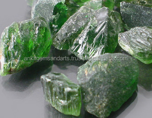 Pierre brute de diopside chromé - Product Image 5