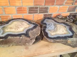 LARGE AGATE POLISHED AND CUT - PRICE DIRECT FROM THE FACTORY - PROMPTLY DELIVERY