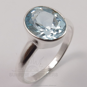 Anillos de Compromiso y Boda de Plata de Ley 925 con Baño de Rodio y Topacio Azul Ovalado Facetado, Venta al por Mayor en Todos los Tamaños - Product Image 2