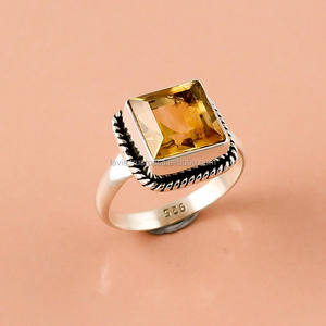 แหวนซิทรีนธรรมชาติทำมือแหวนเงินสเตอร์ลิง925ขายส่งจำนวนมาก - Product Image 1