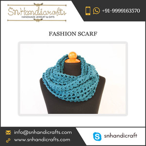 Exportador de Primera Categoría que Ofrece Bufandas Elegantes y Resistentes para Mujer, Ideales para Compradores al por Mayor - Product Image 1