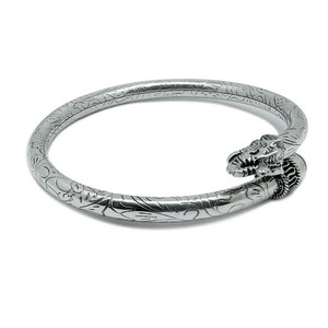 Bracelet à breloques Shri Ashapura en labradorite taille ovale style bohème, en argent sterling 925, certifié par un tiers, unisexe - Product Image 2