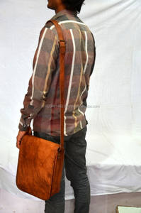 Sac messager unisexe en cuir véritable Annu Exports 9x11x3 pouces - Product Image 5