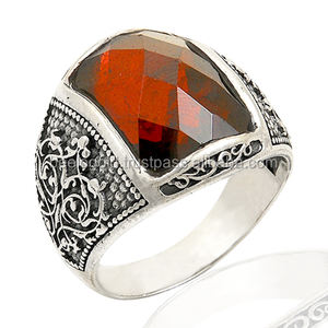 925พันสเตอร์ลิงเงินสีแดงหินตุรกีผู้ชายแหวน - Product Image 1