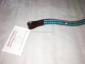 Banda Frontal de Cuero Premium de 5 Hileras con Cristales, Duradera y Decorativa para Brida de Caballo, Ideal para Entrenamiento y Competiciones - Product Image 3