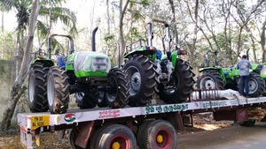 รถแทรกเตอร์ดอยซ์-ฟาร์ - Product Image 3