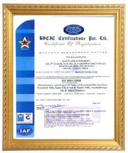 Aceite esencial de manzanilla 100% de grado superior, prensado en frío, suministro a granel, precio al por mayor de los exportadores con opción de etiqueta privada - Product Image 4