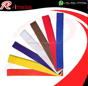 Ceinture de karaté, de judo, de taekwondo et d'arts martiaux jaune, verte et rouge - Product Image 2
