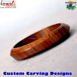 Bracelet en bois sculpté à la main, bracelet en bois courbé, bijoux - Product Image 2