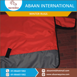 Fournisseur en gros de couvertures d'hiver pour chevaux imperméables et respirantes de 600/1200 deniers avec 2 fermetures à l'avant et 2 sangles de ventre - Product Image 6