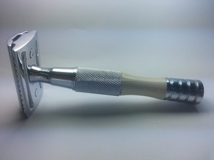 Rasoir de sécurité en acier HKS M15 - Product Image 4