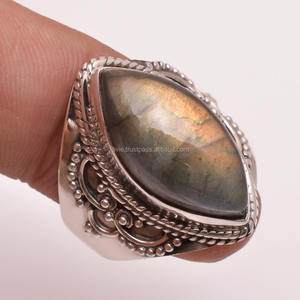 แหวนลาบราดอร์ไทต์ธรรมชาติ เครื่องประดับแฮนด์เมด แหวนเงิน 925 แหวนเงินแท้ ขายส่ง ผู้ผลิตเครื่องประดับแหวน - Product Image 1