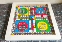 Jeu de société 2-en-1 fait main multicolore Ludo et Serpents et Échelles, en bois, portable, pour le plaisir en famille