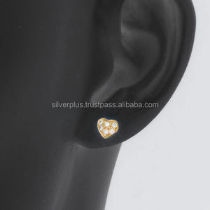 0.10ct SI Clarity Diamond <b>Heart</b> Studs 18k Yellow <b>Gold</b> <b>Earrings</b> - Product Image 3