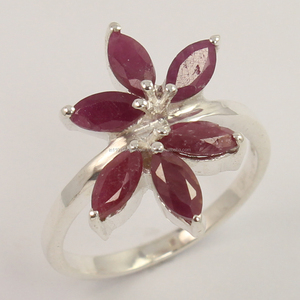 Bague en pierre précieuse rubis d'origine, argent sterling massif 925 pur, bijoux sur mesure, fabricant de bijoux, bijoux fins et élégants - Product Image 1