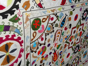 Uzbek dkani — dorée, magnifique conception à la main, taille double, vente en gros - Product Image 6