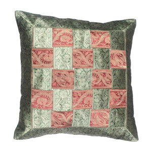 CU 107 Housse de coussin monobloc en soie 100% de forme carrée brodée avec style uni - Product Image 1