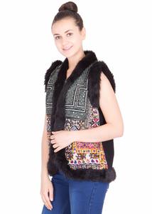 เสื้อกั๊กผู้หญิงปักมือแบบดั้งเดิมของชาวอินเดียบันจารา ลายชนเผ่าหลากสีสัน เหมาะสำหรับงานเทศกาล - Product Image 4