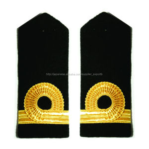 Épaulettes de capitaine OEM personnalisées ROYAL CAPTAINS, épaulettes en tissu noir avec rayures dorées et anneau doré - Product Image 2