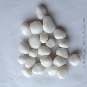 Pierre d'agate blanche pour guérison, méditation et décoration - Product Image 1