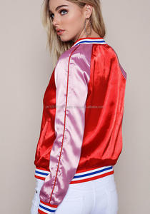 Veste universitaire en satin personnalisée Nouveau design Blouson aviateur en nylon imperméable pour la saison d'hiver aux États-Unis Options de taille supérieure - Product Image 5