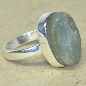 Anillo de piedras preciosas naturales en bruto de Aguamarina Diseño clásico de Plata de Ley 925 con anillo de bodas de moda Chapado en plata - Product Image 2
