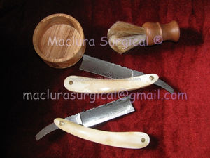 Rasoir de coiffeur professionnel en acier damas avec échelle en os de chameau Produit de qualité supérieure - Product Image 3