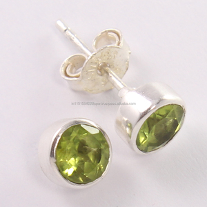 ต่างหูสตั๊ดสวยๆของหญิงสาวพลอยเพอริโดทธรรมชาติทรงกลมตั้งขอบ925บริสุทธิ์ของแข็งเงินสเตอร์ลิง - Product Image 2