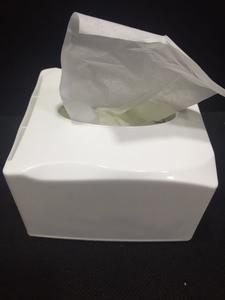 Dispensador de pañuelos de plástico Premium Scent Pur Acceso conveniente al soporte de papel de pañuelos - Product Image 4