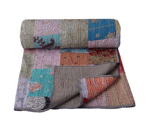 ผ้านวม Kantha ปักด้วยมือ,แบบอินเดีย - Product Image 1
