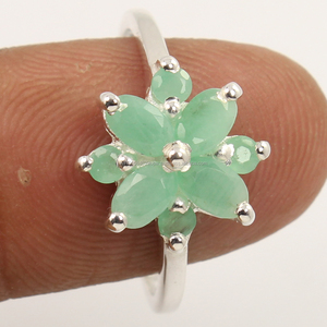 การออกแบบดอกไม้รูปทรงมาร์คีส์ 925 เงินสเตอร์ลิงสีเขียวมรกตธรรมชาติพลอยหมั้นแหวนสวยขนาดทั้งหมด - Product Image 2
