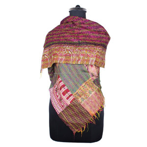 Kantha-Écharpe de Travail Vintage Cousue à la Main, Style Vintage, Design Tendance pour Filles SC1415 - Product Image 1