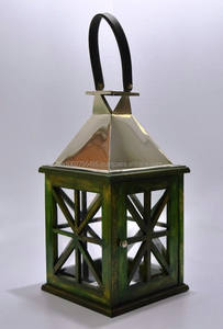 Portavelas y Faroles de Madera y Acero Hechos a Mano para Decoración del Hogar - Product Image 2