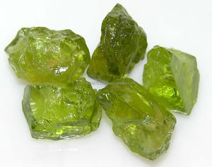 ขายส่ง Peridot หยาบกระบวนการวัสดุหยาบ Peridot สำหรับโรงงานเครื่องประดับ - Product Image 5