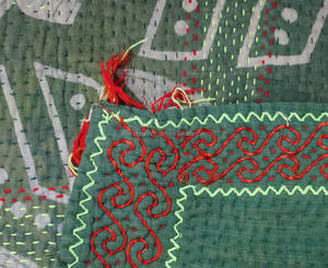 Wholesale Ethnic Vintage Kantha <b>Quilt</b> Vintage Sari Running Stitch Fabric Kantha <b>Throw</b> - Product Image 4