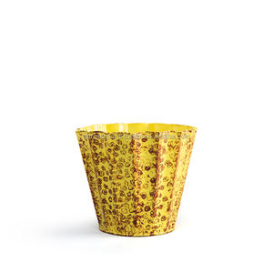 Ensemble de pots de fleurs décoratifs en métal doré avec motif en relief, finition durable, idéal pour la décoration intérieure et extérieure, décoration de luxe pour la maison - Product Image 2