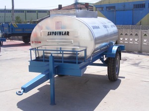 Remorque citerne à eau diesel à essieu simple en acier inoxydable 4x2 pour les fermes, neuve, 3 tonnes - Product Image 5