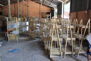 บันไดไม้ไผ่ธรรมชาติจากเวียดนาม - ราคาถูกที่สุด บันไดไม้ไผ่ทรงทันสมัย โครงสร้างแข็งแรง ใช้เป็นชั้นวางของหรือเก้าอี้สำหรับอพาร์ทเมนต์ - Product Image 6