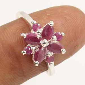 Multi Gems Cluster Red RUBY Gemstone Claw Setting Cute 925 Sterling Silver Jewelry Anillo de compromiso Tamaño US 6,75 - Product Image 2