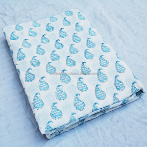 Bloque de tela Paisley de popelina de algodón blanco hecho a mano indio de alta calidad impreso para mujer vestido bolsa fabricación venta al por mayor uso de cubierta - Product Image 1