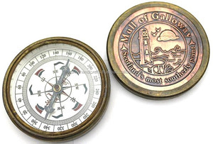 Mull of Gallowayスコットランド最南端の詩が刻まれた3 "真鍮コンパスディスプレイ付き木製ボックスギフト - Product Image 5