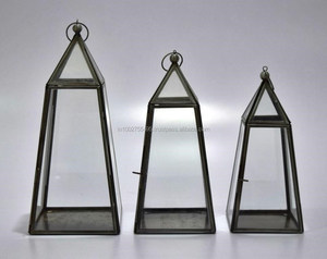 Farol de Metal de Latón Antiguo, Decoración de Vidrio Hecha a Mano para Piso/Mesa, Diferentes Tamaños, Decoración para el Hogar, Ocasiones de Pascua, IHA MFG IHACA024 - Product Image 6