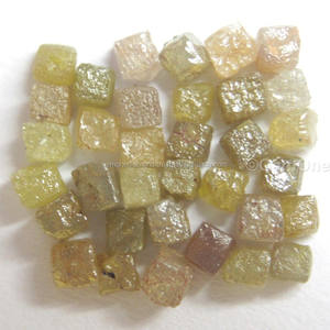 Perles naturelles en diamant brut et amples, produit de fabrication indienne, Cube du Congo naturel - Product Image 2