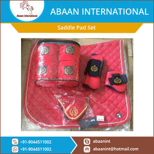 Tapis de selle matelassé pour cheval avec bandages assortis, en coton, rembourré de mousse HD, durable et confortable - Product Image 4
