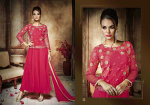 Costumes et robes de soirée de créateur pour mariages et événements, en velours pakistanais, longueur ras du sol, pour femmes enceintes, écologiques, style Pataila Punjabi - Product Image 3