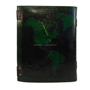 Journal en cuir véritable unisexe avec pages blanches vierges faites à la main avec carte du monde en relief noir avec livre de voyage à couverture rigide d'ombre verte - Product Image 3